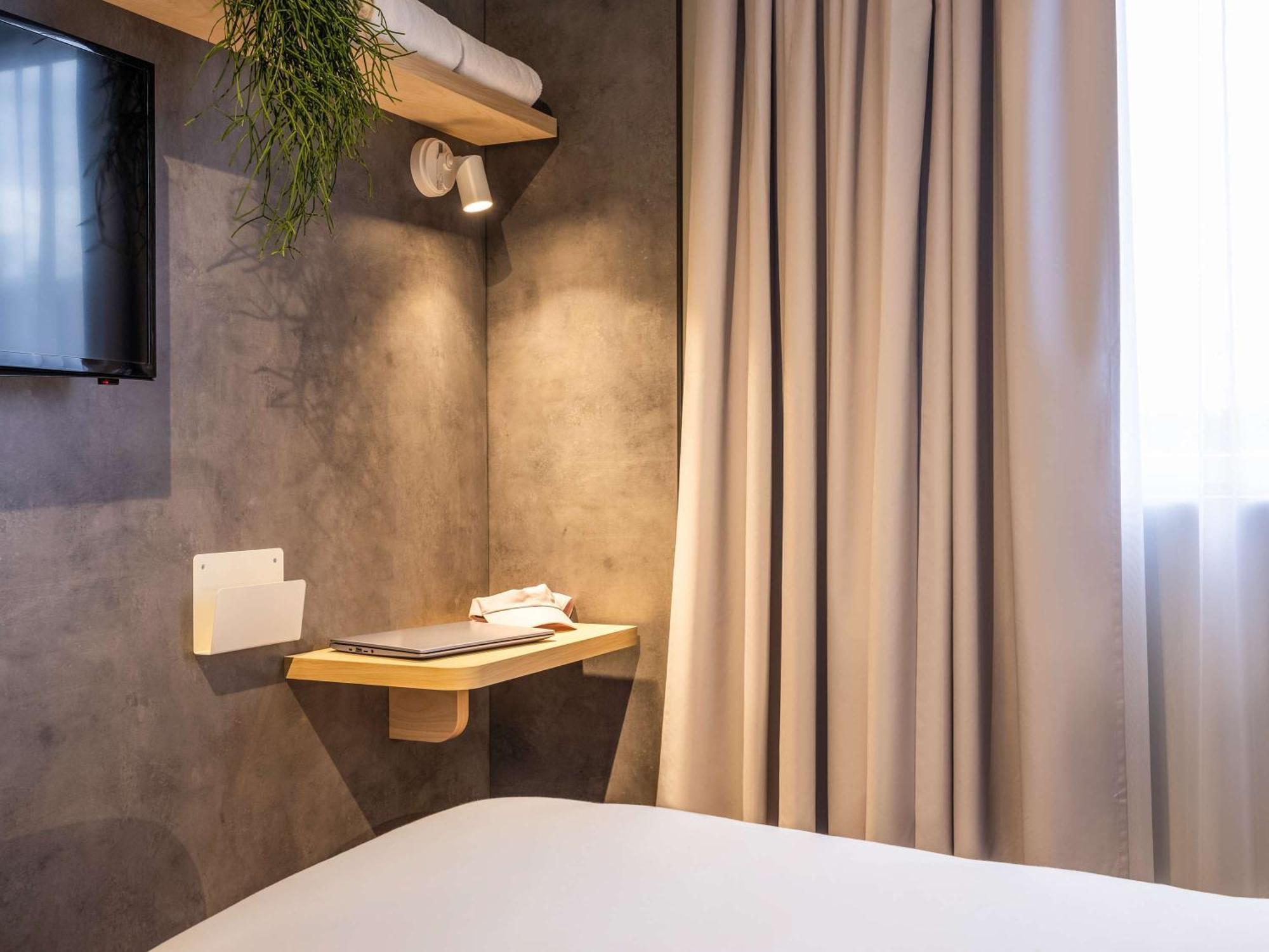 Ibis Budget Arlon Porte Du Luxembourg Exterior foto