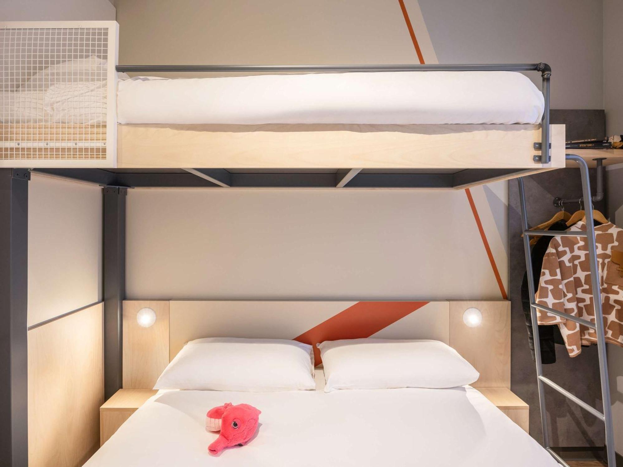 Ibis Budget Arlon Porte Du Luxembourg Exterior foto